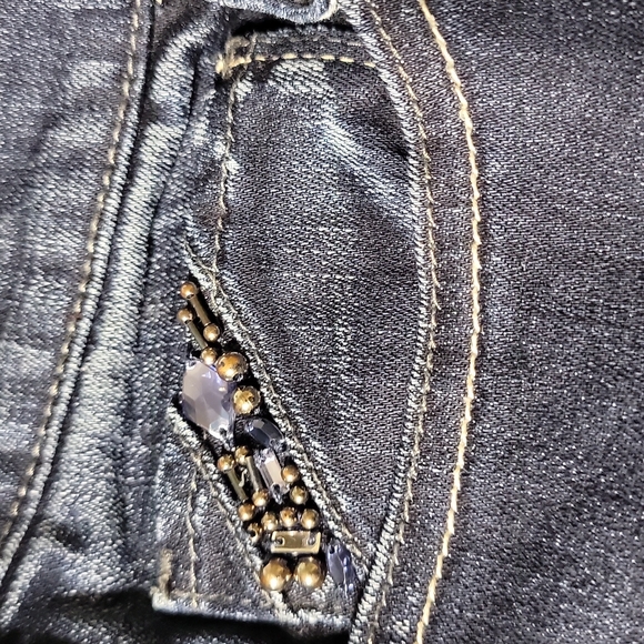 WHBM Dark Blue Crop Jeans w/Rhinestones on Back Pockets Women's Size 14 - Picture 12 of 15